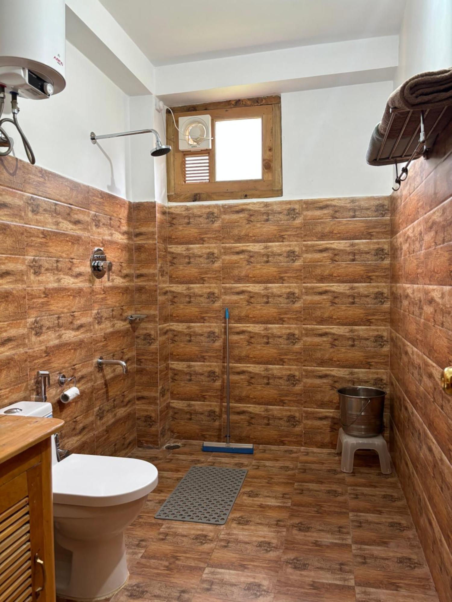 Toshim Homestay Sangla Экстерьер фото
